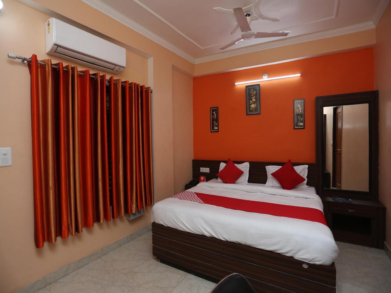 Oyo 26803 Hotel City Inn Faizābād Екстериор снимка